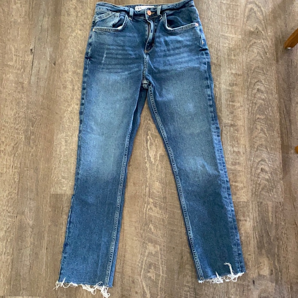 Zara high waisted straight leg jeans size 6